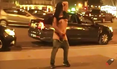 サンタ項Fucks、Busty幅 スマホエロ