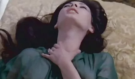 導入のティーンの美しい花 巨乳 アダルト