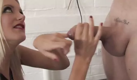 ×スキニー新人abiの恵みFucks剤付 r18 動画